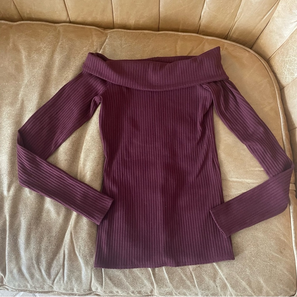 ABERCROMBIE & FITCH TURTLENECK